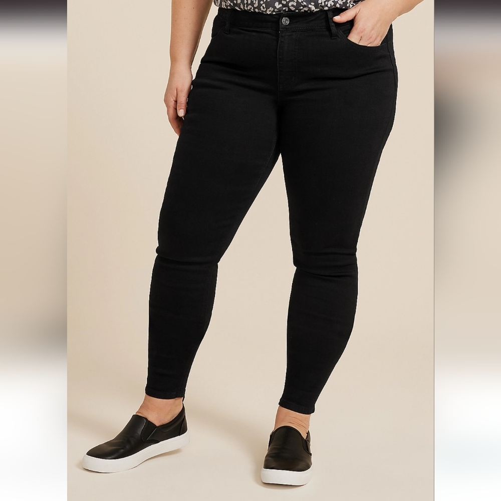 NWT Maurices Black Mid Rise Jeggings In Black Size 16W
